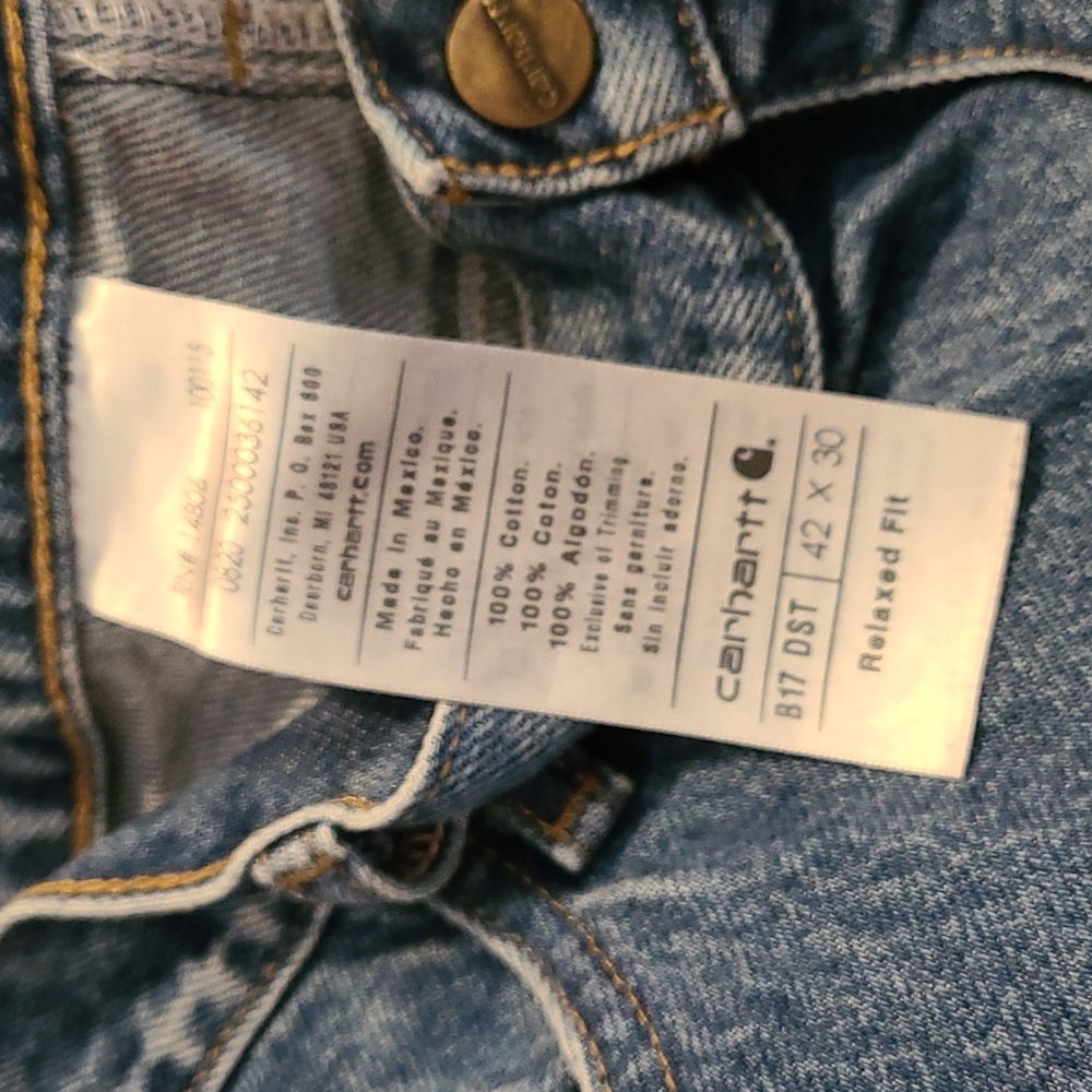 Men's Relaxed Fit Carhartt Jeans. Size 42X30. - Picture 5 of 6